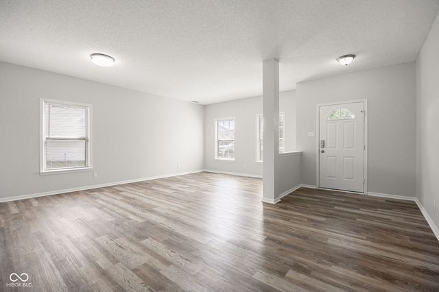 6225 White Rabbit Place, Indianapolis, IN 46235