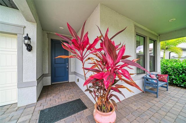 16341 HIDDEN OAK LOOP, Lakewood Ranch, FL 34211