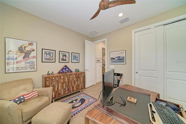 16341 HIDDEN OAK LOOP, Lakewood Ranch, FL 34211