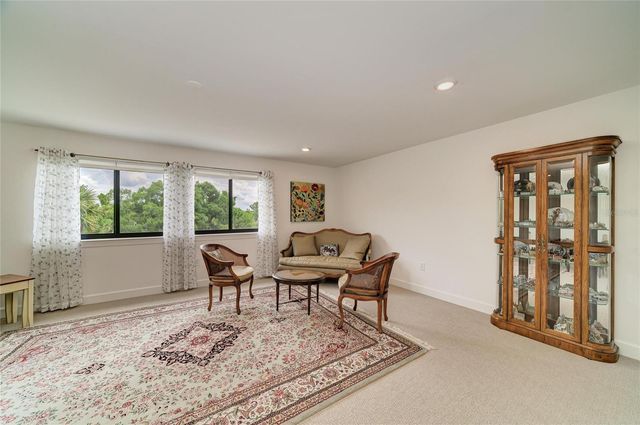 16341 HIDDEN OAK LOOP, Lakewood Ranch, FL 34211
