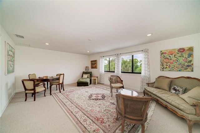 16341 HIDDEN OAK LOOP, Lakewood Ranch, FL 34211