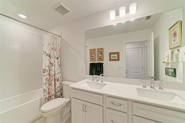 16341 HIDDEN OAK LOOP, Lakewood Ranch, FL 34211