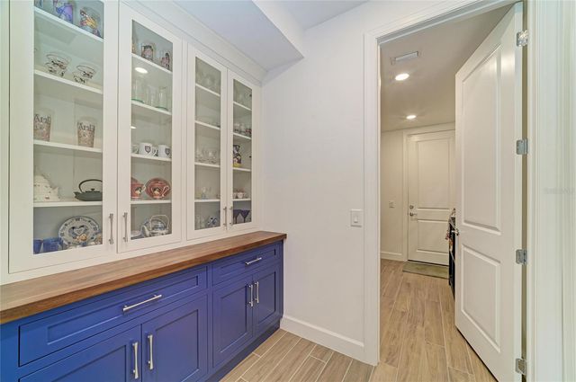 16341 HIDDEN OAK LOOP, Lakewood Ranch, FL 34211