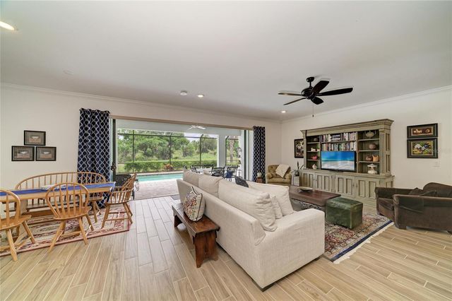 16341 HIDDEN OAK LOOP, Lakewood Ranch, FL 34211