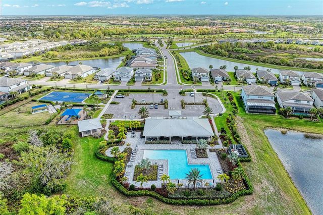 16341 HIDDEN OAK LOOP, Lakewood Ranch, FL 34211