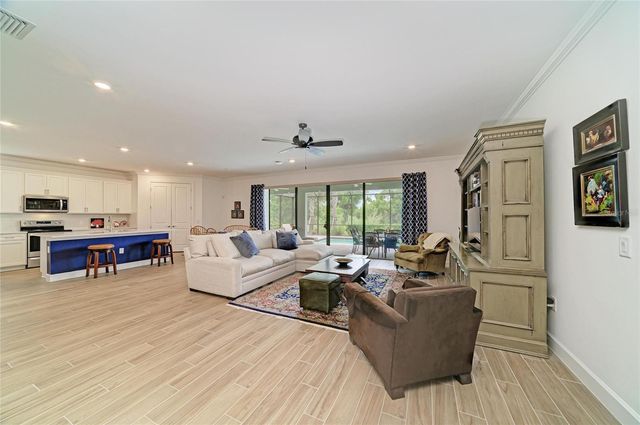 16341 HIDDEN OAK LOOP, Lakewood Ranch, FL 34211