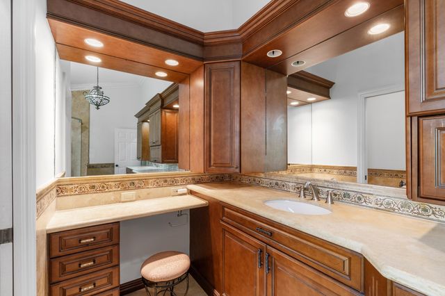 7795 LA CORNICHE Circle, Boca Raton, FL 33433