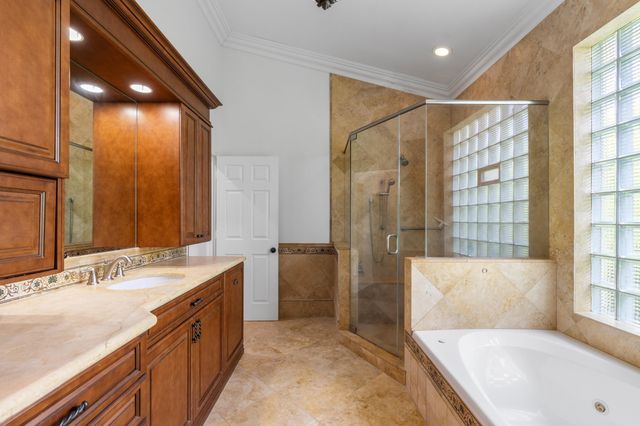 7795 LA CORNICHE Circle, Boca Raton, FL 33433