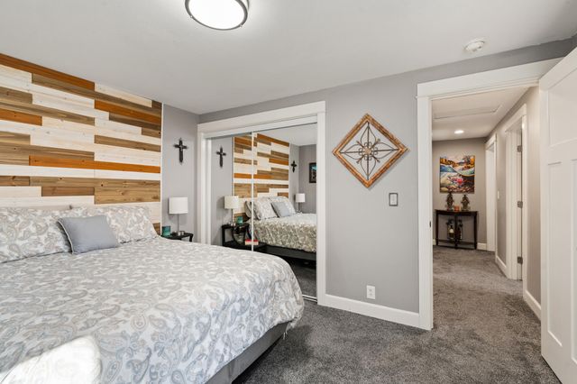 18781 E Evans Creek Road, Rogue River, OR 97537