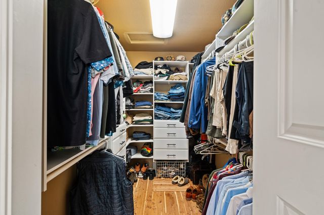 18781 E Evans Creek Road, Rogue River, OR 97537