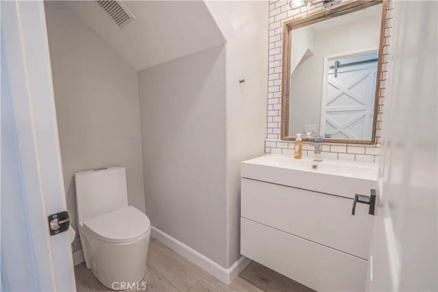 17913 Maplehurst Place, Canyon Country, CA 91387