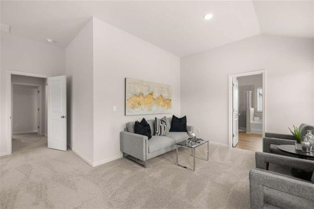 1776 Kingsmere Run Drive, Loganville, GA 30052