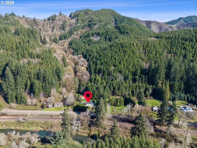 4095 CRYSTAL CREEK Loop, Eddyville, OR 97343