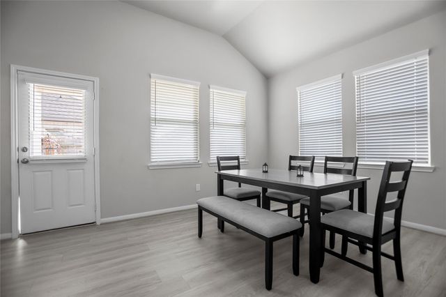 8423 Moonlight Bay Circle, Baytown, TX 77523