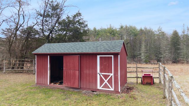226 Blue Mountain Road, Saugerties, NY 12477