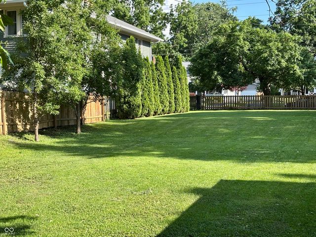 422 E 49th Street, Indianapolis, IN 46205