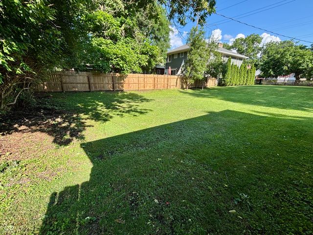 422 E 49th Street, Indianapolis, IN 46205