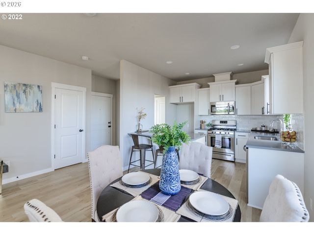 3191 S Linden St 828, Cornelius, OR 97113