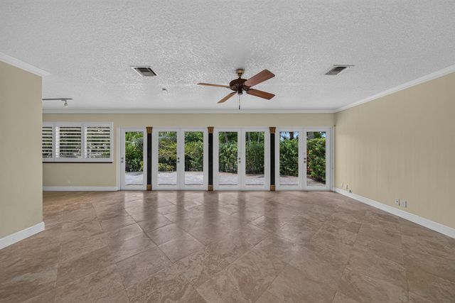 1325 Guava Isle, Fort Lauderdale, FL 33315