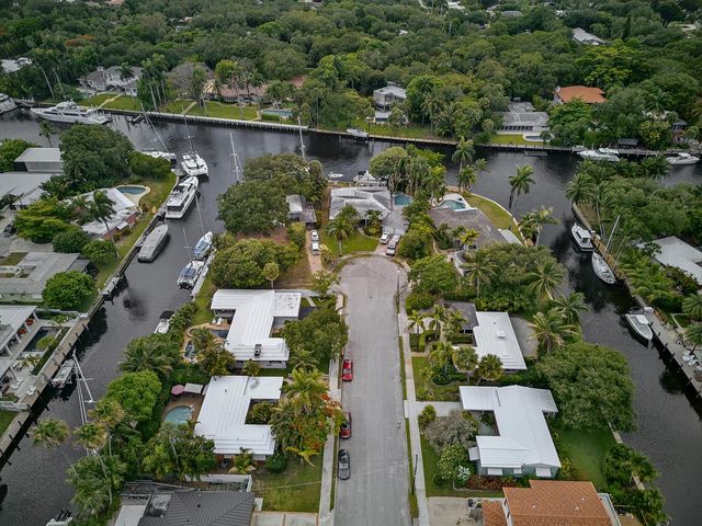 1325 Guava Isle, Fort Lauderdale, FL 33315