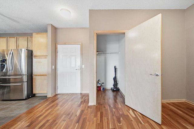2929 21st Avenue S 202, Minneapolis, MN 55407