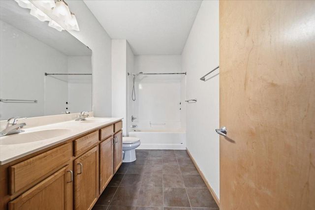 2929 21st Avenue S 202, Minneapolis, MN 55407