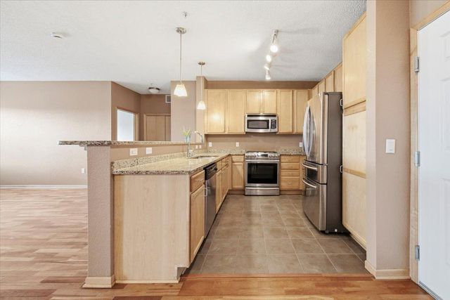 2929 21st Avenue S 202, Minneapolis, MN 55407