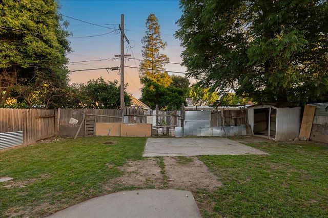 953 Sharian St, West Sacramento, CA 95605