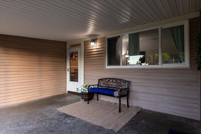 953 Sharian St, West Sacramento, CA 95605