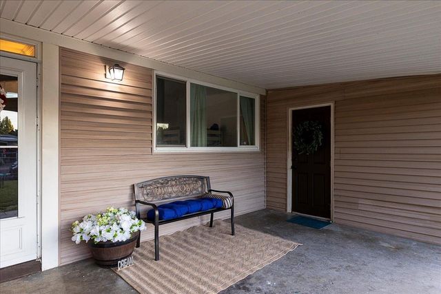 953 Sharian St, West Sacramento, CA 95605
