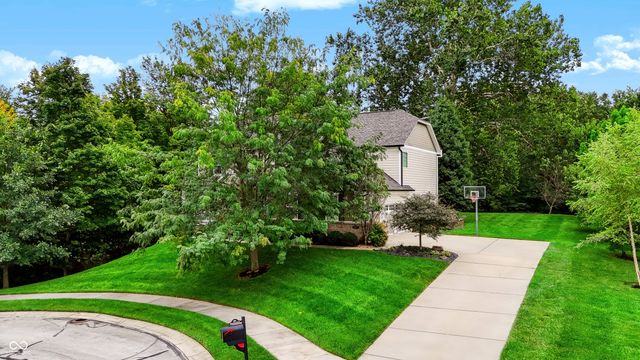927 Racetime Road, Westfield, IN 46074
