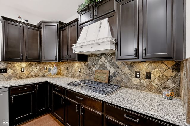 927 Racetime Road, Westfield, IN 46074