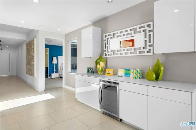 939 Bernardi Lane, Palm Springs, CA 92262