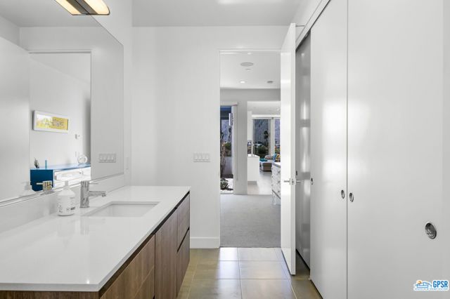 939 Bernardi Lane, Palm Springs, CA 92262