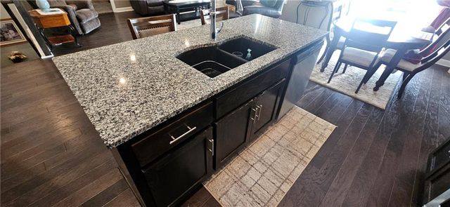 12432 Live Oak Circle, Peculiar, MO 64078