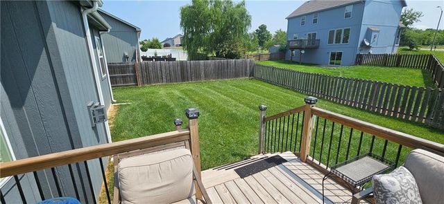 12432 Live Oak Circle, Peculiar, MO 64078