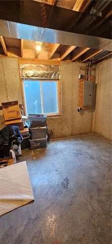 12432 Live Oak Circle, Peculiar, MO 64078