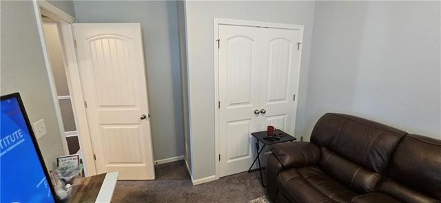 12432 Live Oak Circle, Peculiar, MO 64078