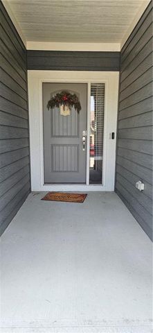 12432 Live Oak Circle, Peculiar, MO 64078