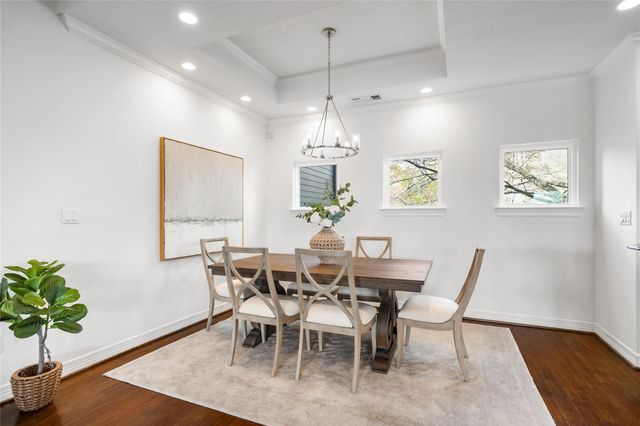 409 Detering Street, Houston, TX 77007