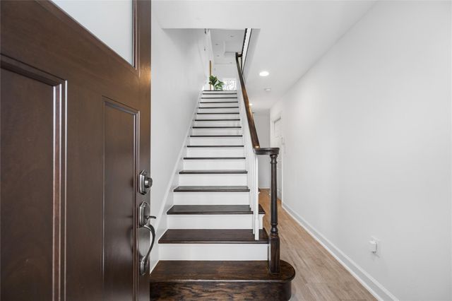 409 Detering Street, Houston, TX 77007