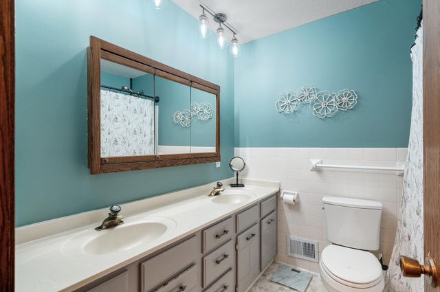 2646 Greenmeadow Court, Stillwater, MN 55082
