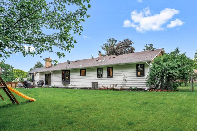 2646 Greenmeadow Court, Stillwater, MN 55082