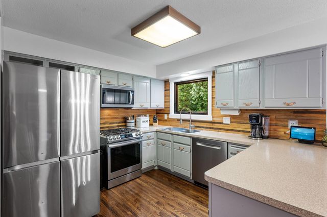 2646 Greenmeadow Court, Stillwater, MN 55082