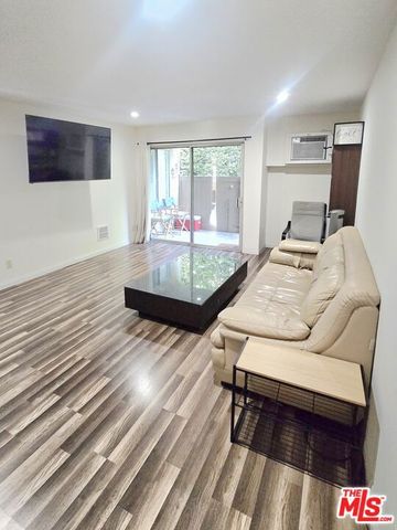 12014 Kling Street 4, Valley Village, CA 91607