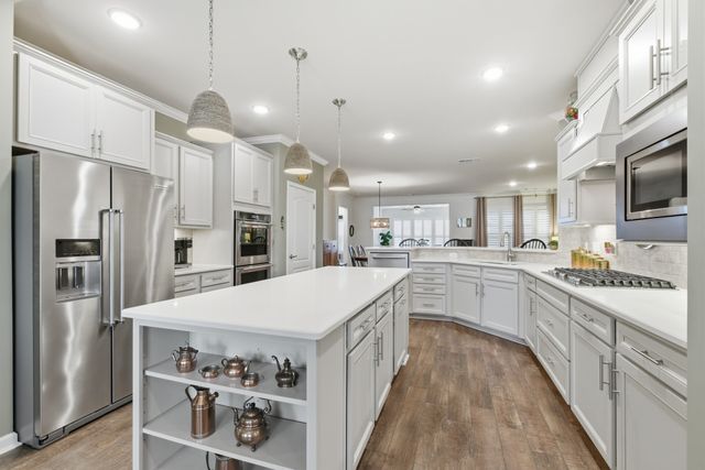 1015 Coffee Rdg, Spring Hill, TN 37174