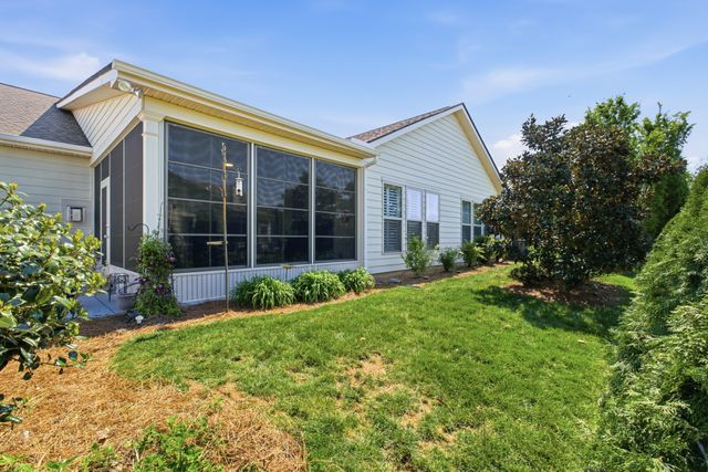 1015 Coffee Rdg, Spring Hill, TN 37174