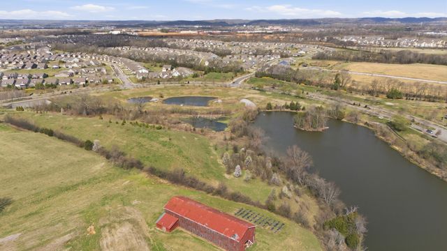 1015 Coffee Rdg, Spring Hill, TN 37174