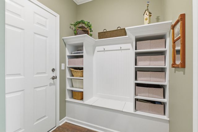 1015 Coffee Rdg, Spring Hill, TN 37174