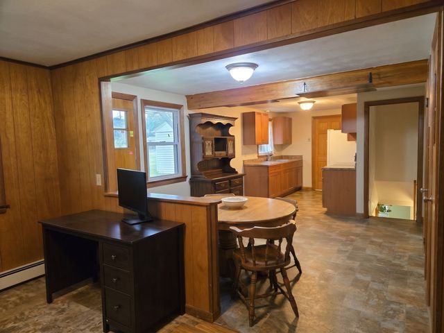 27 Feeding Hills Rd, Southwick, MA 01077